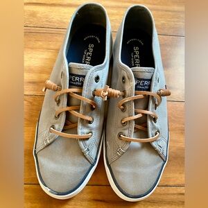 Sperry womens 8
